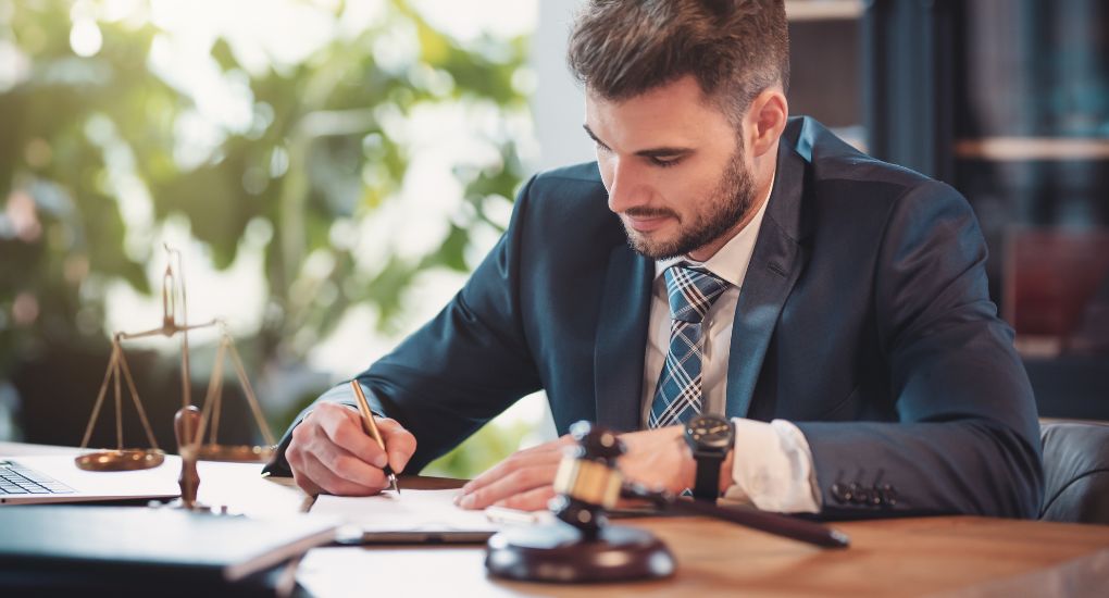 debt collection defense attorney (1)